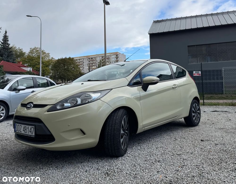 Ford Fiesta 2009 photo 3