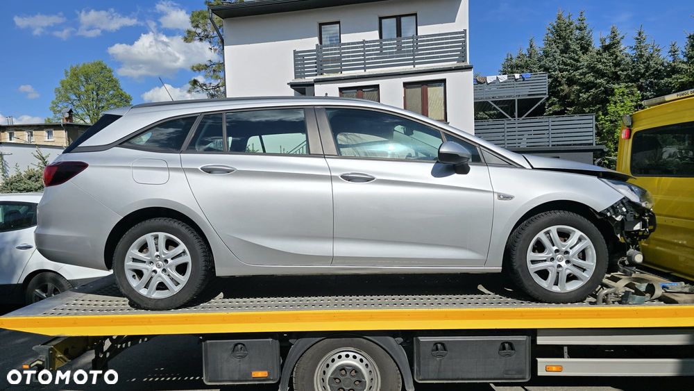 Opel Astra - 2