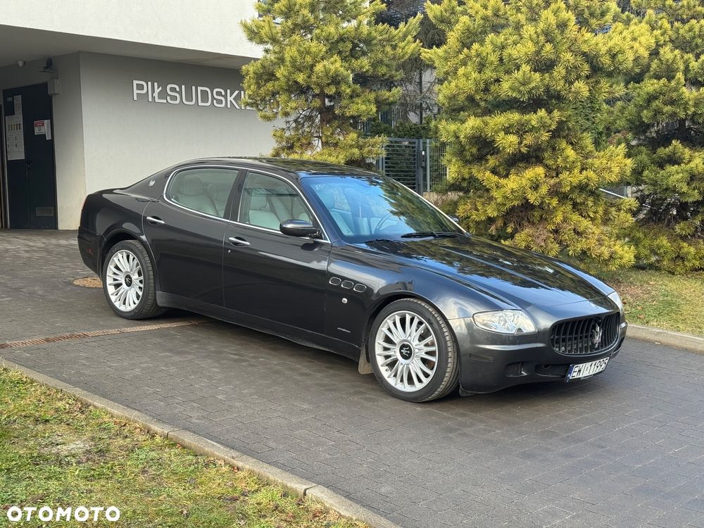 Maserati Quattroporte - 4