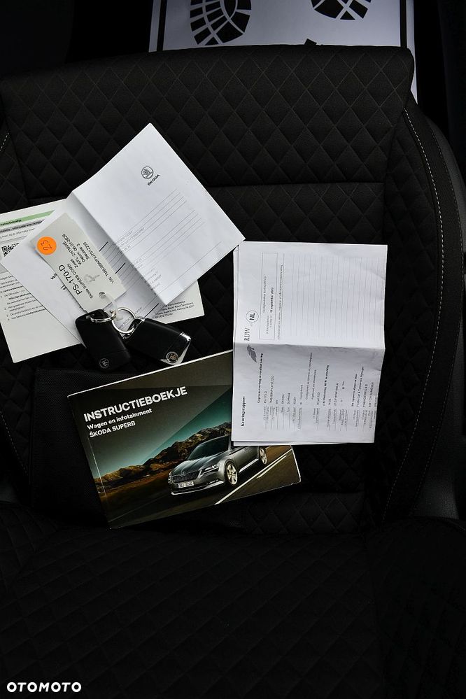 Skoda Superb 1.4 TSI ACT Style - 36