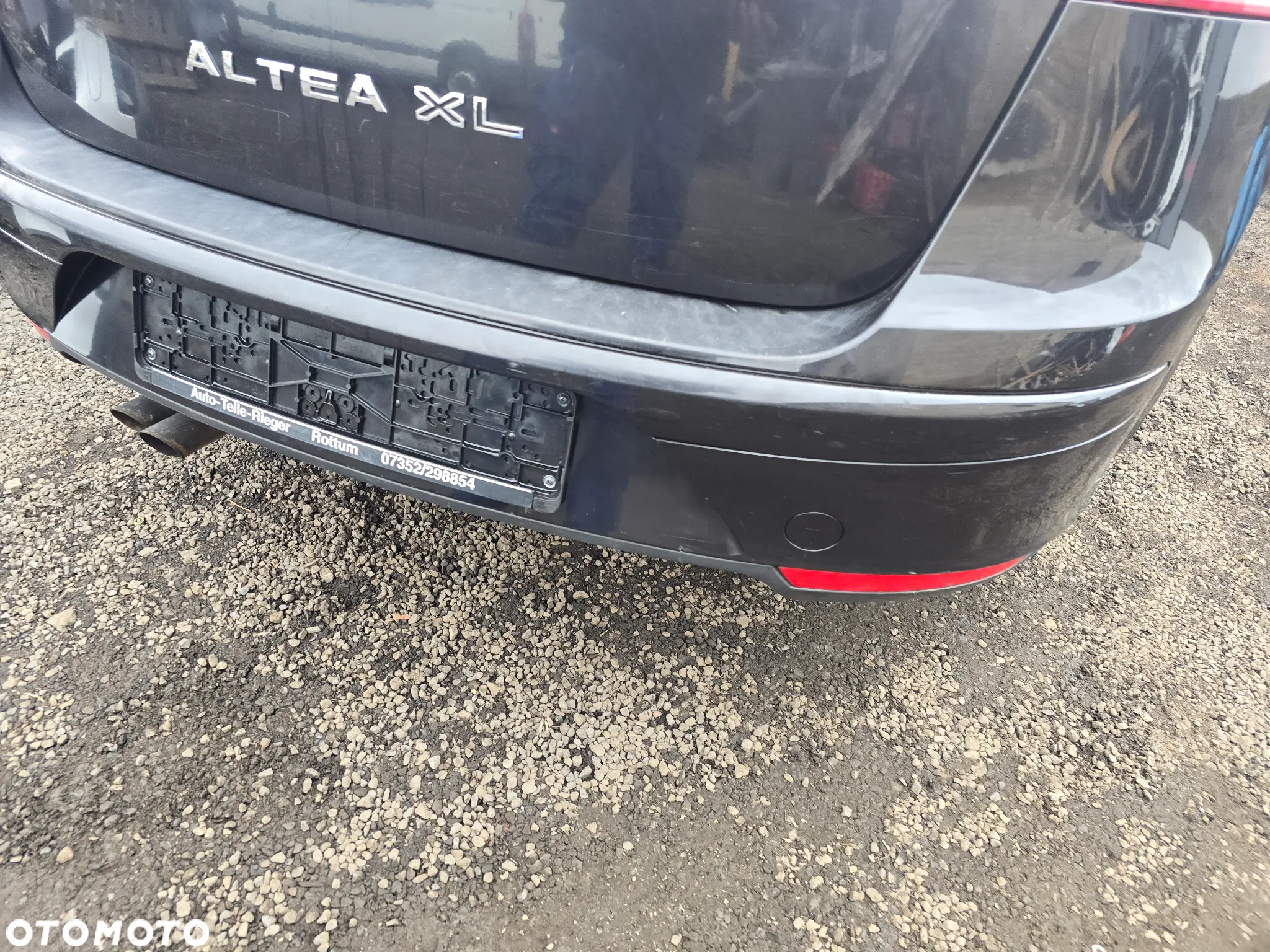 Zderzak tył  seat altea XL w kolorze  LC9Z - 2