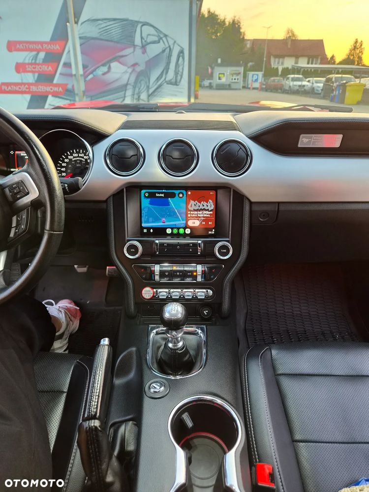 Ford Mustang - 14