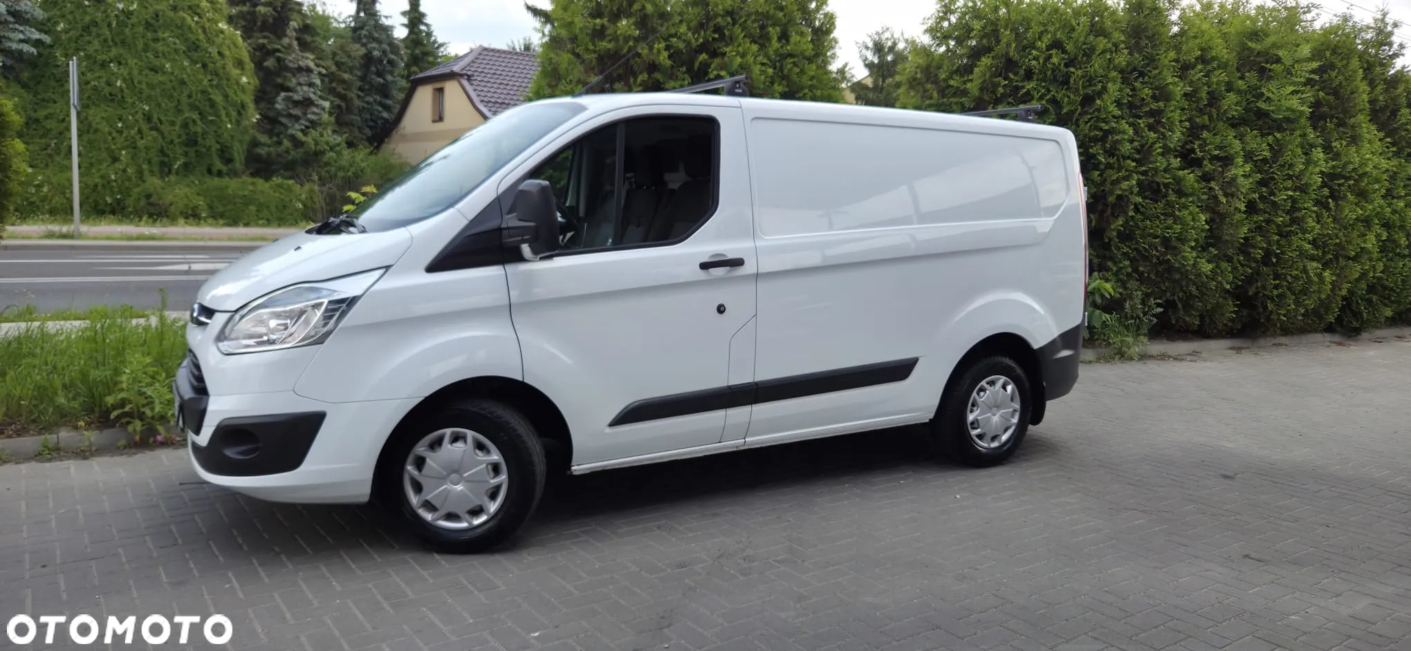 Ford TRANSIT CUSTOM - 22