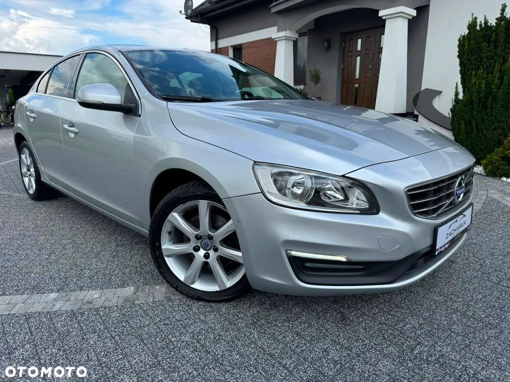 Volvo S60 D2 Momentum - 9