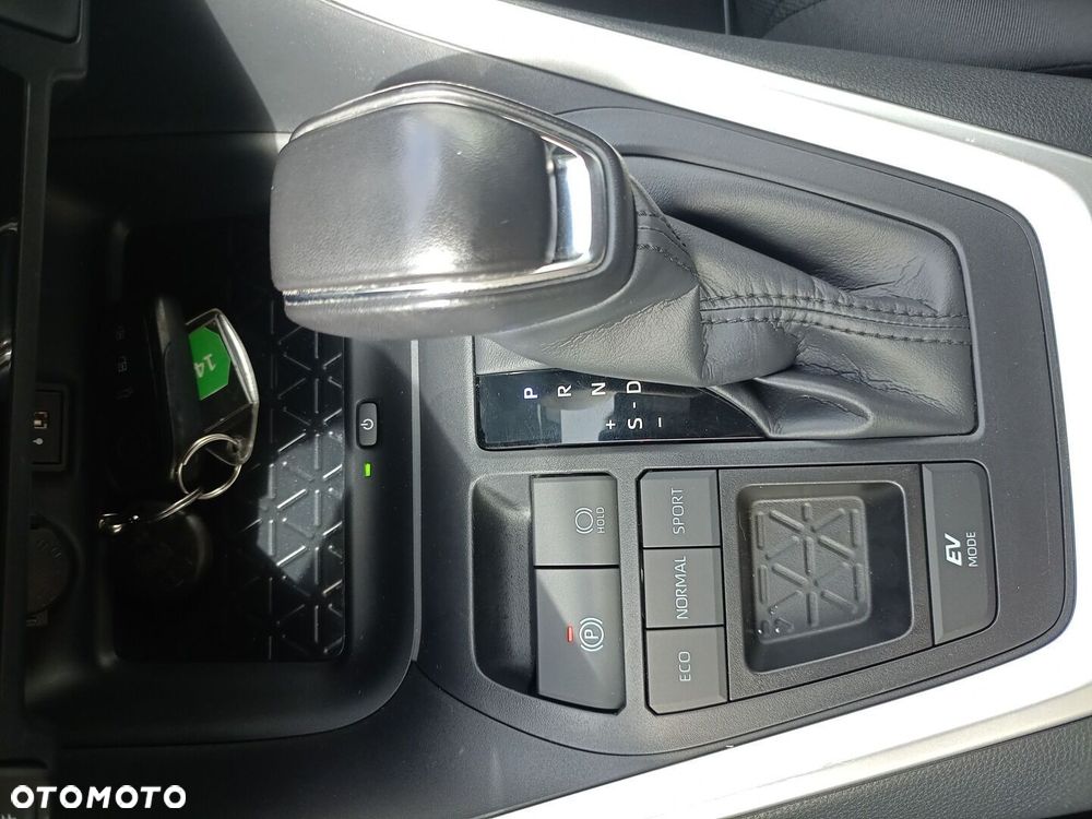 Toyota RAV4 - 14
