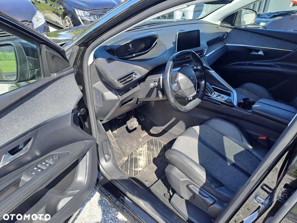 Peugeot 3008 1.2 PureTech GPF Active S&S EAT8 - 12