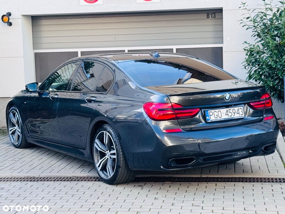 BMW Seria 7 730d - 8