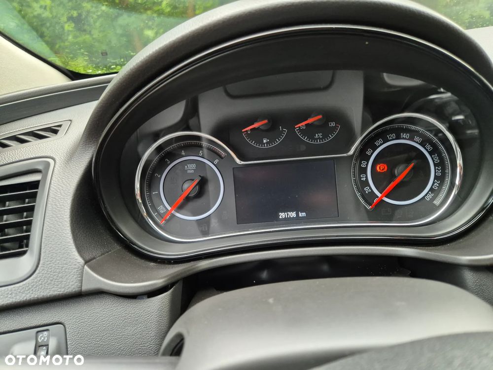 Opel Insignia 2.0 CDTI S&S - 11