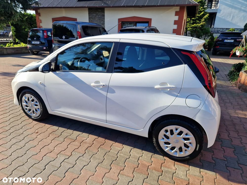 Toyota Aygo 1.0 VVT-i JBL Edition - 15