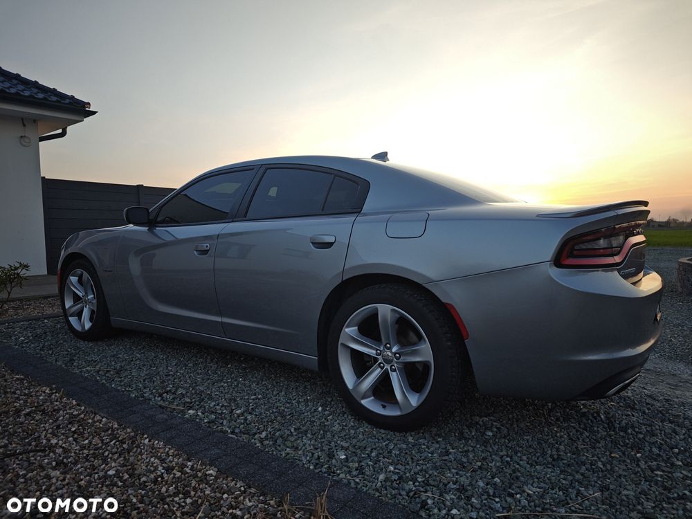 Dodge Charger 5.7 R/T - 6