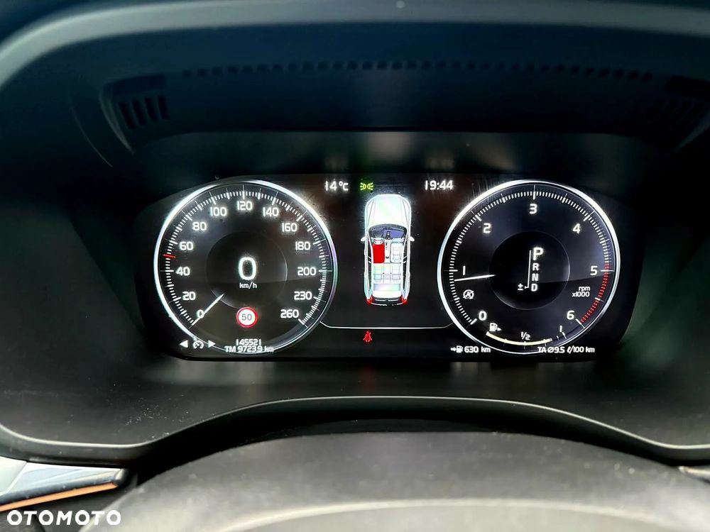 Volvo XC 60 D4 Momentum Pro - 3