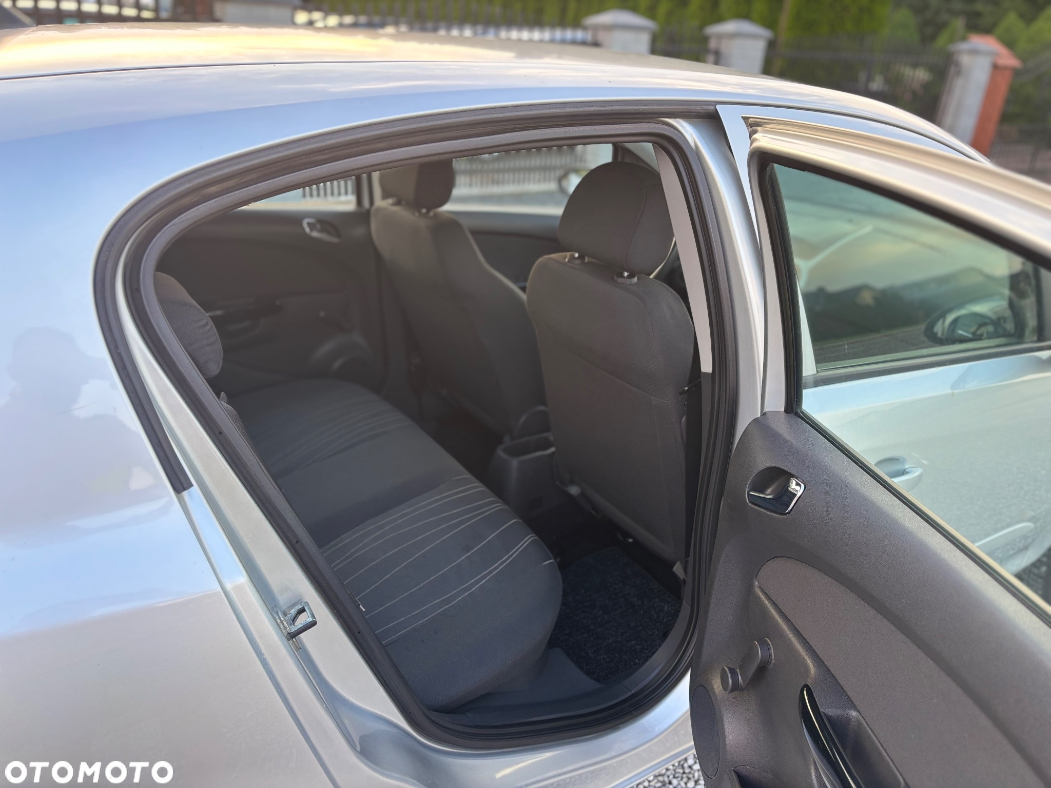 Opel Corsa - 11