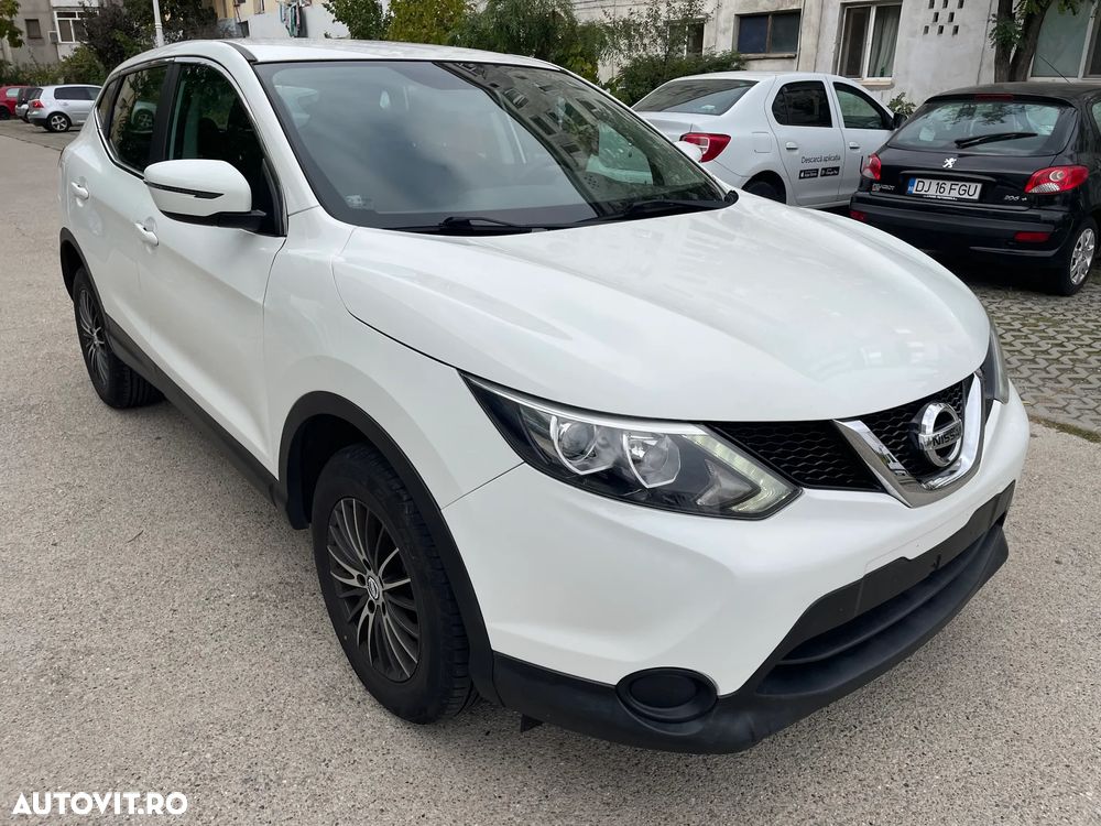 Nissan Qashqai 1.5 DCI Start/Stop N-Connecta - 2