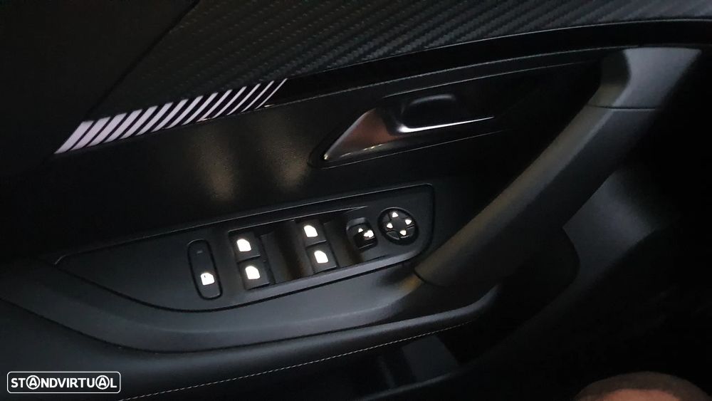 Peugeot 2008 Hybrid 145 e-DSC Allure - 49