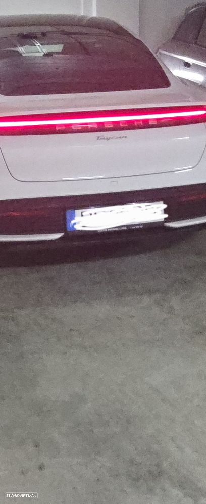 Porsche Taycan Standard - 37