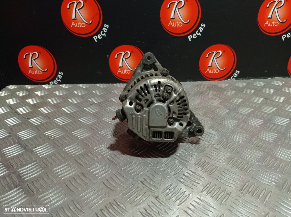 Alternador Toyota Corolla Verso (_E12_) - 3