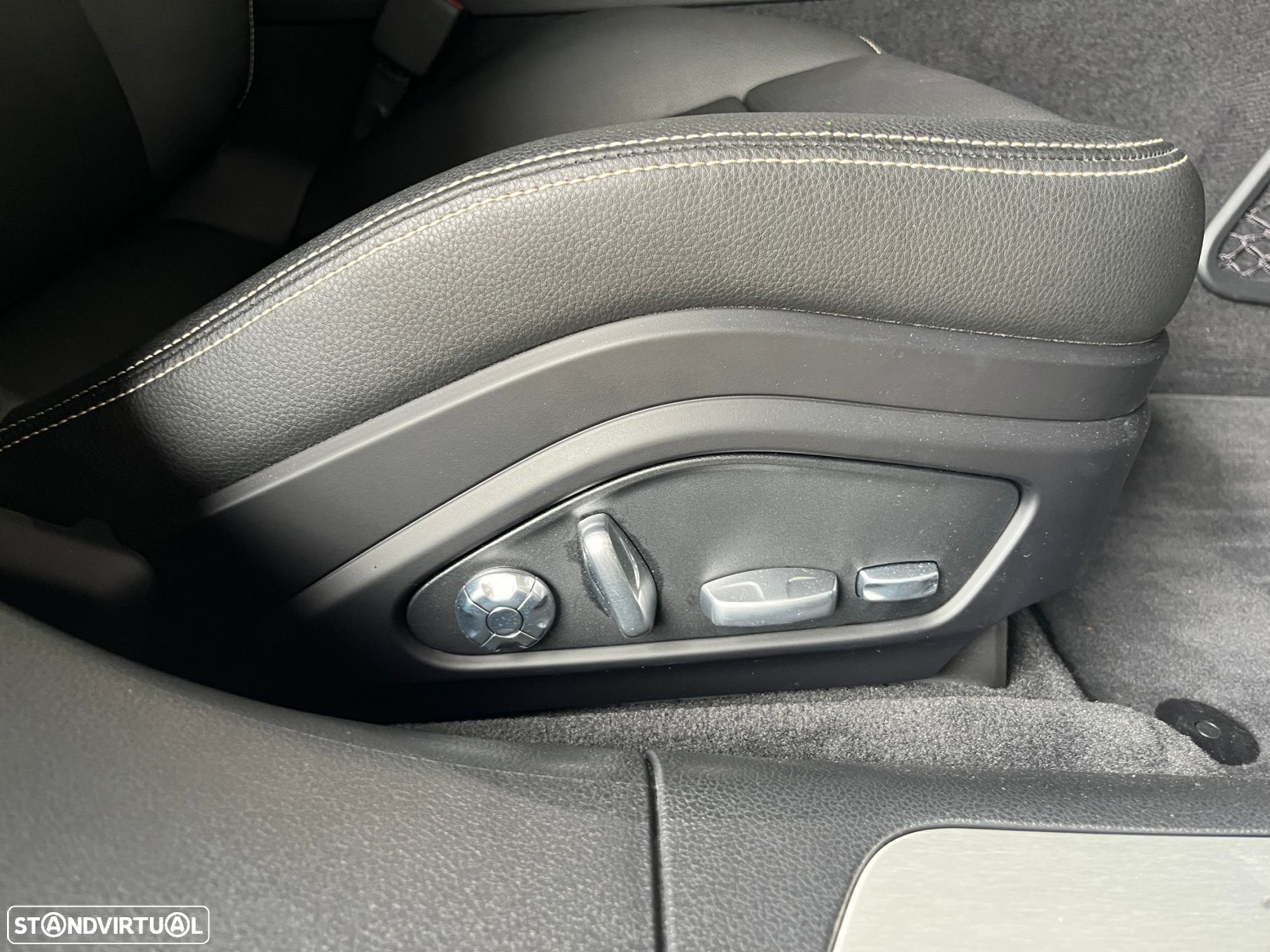 Porsche Panamera Sport Turismo 4 E-Hybrid 10 Years Edition - 58