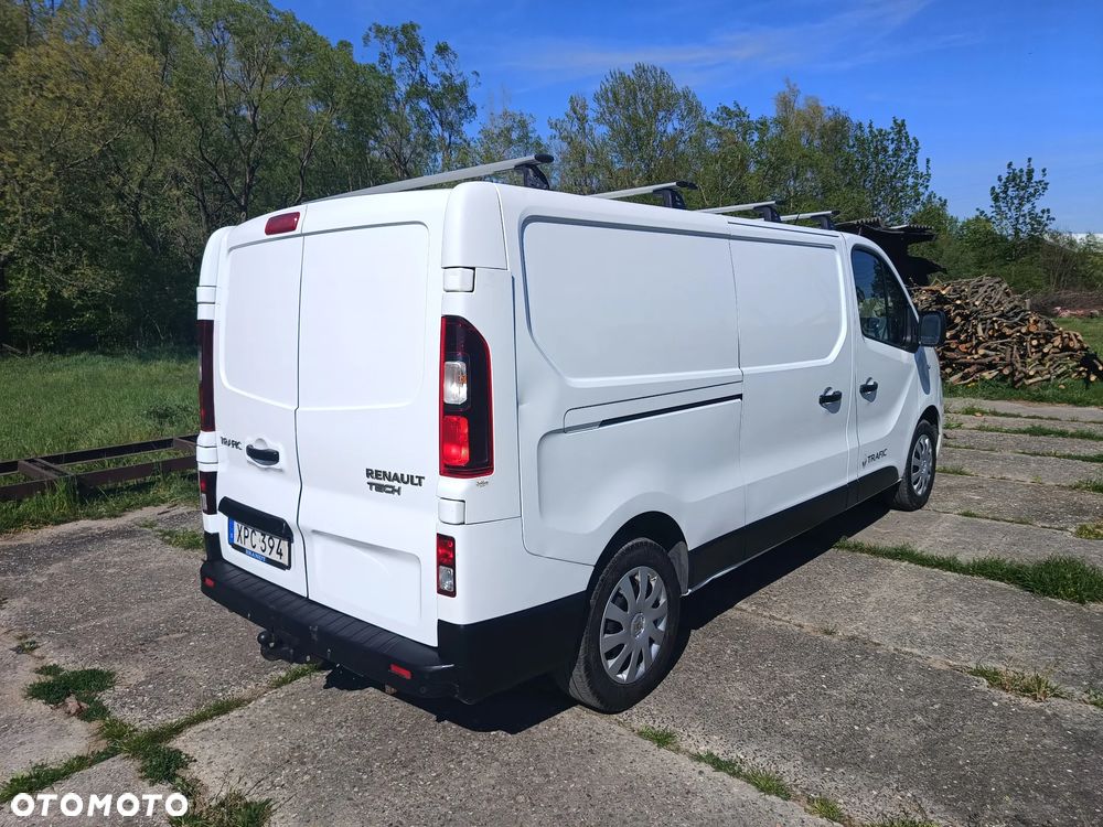 Renault Trafic L2H1 1.6 diesel 145kM 2018rok WEBASTO, CZUJNIKI PARKOWANIA, HAK, NIEWIELKI PRZEBIEG stan BDB, BEZWPADKOWY! - 10