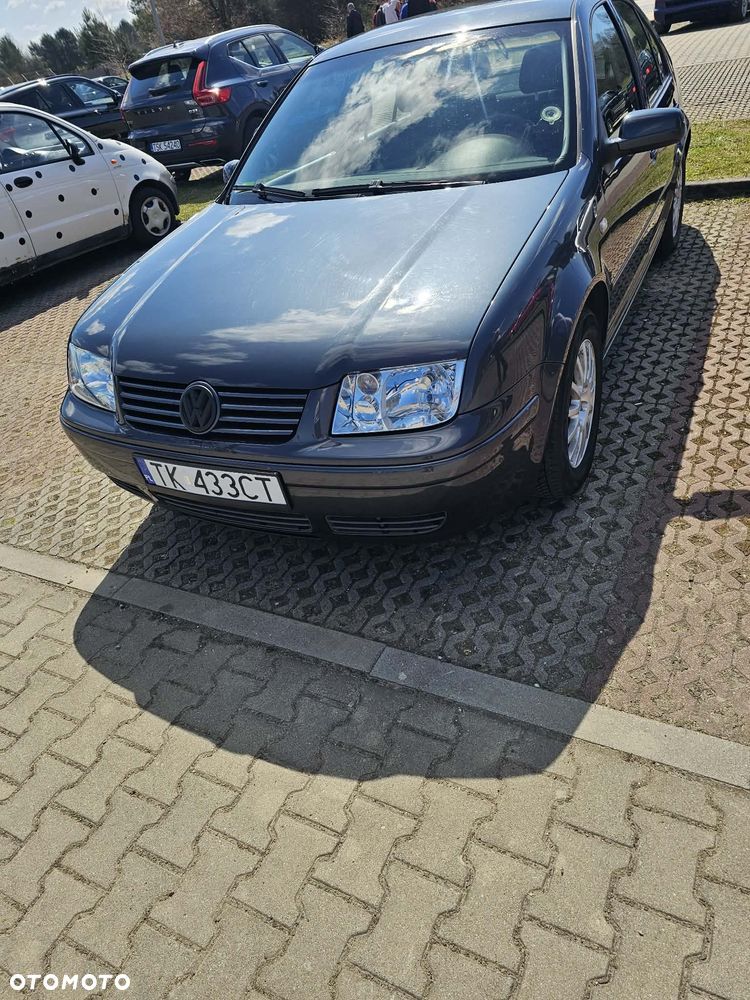 Volkswagen Bora 1.6 Comfortline - 6