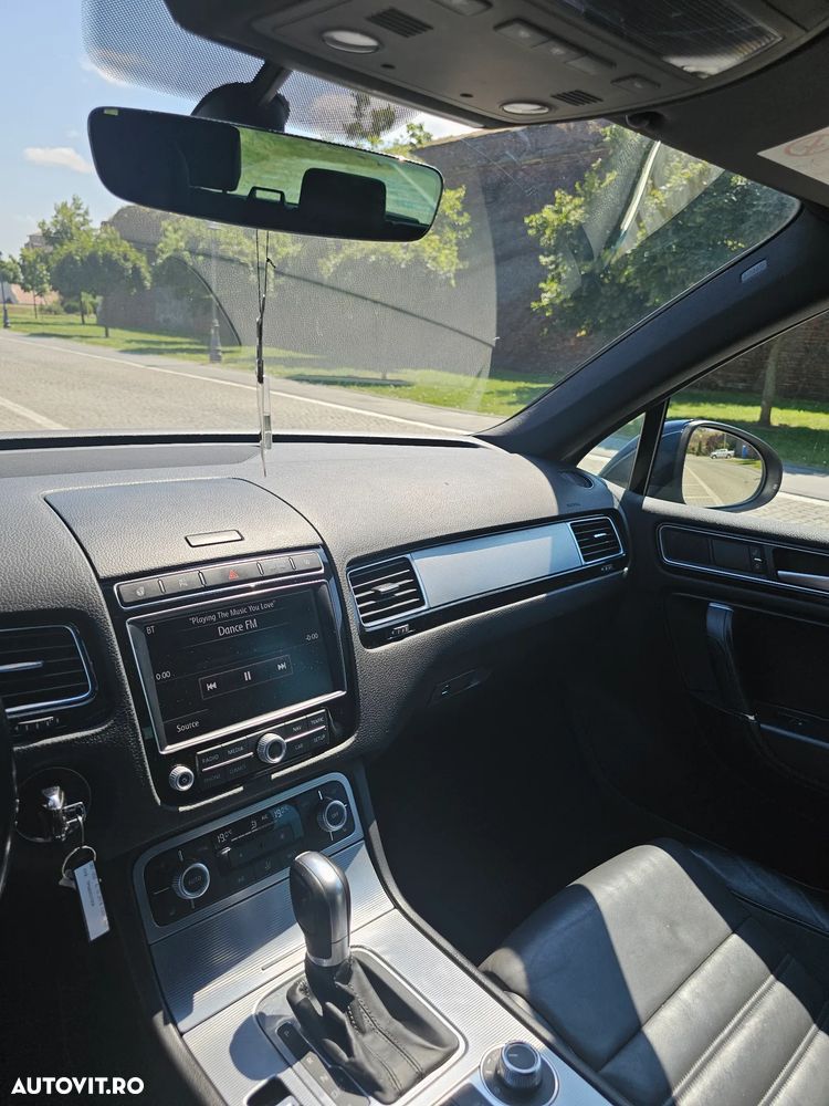 Volkswagen Touareg 3.0 V6 TDI BMT - 12