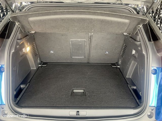 Peugeot 3008 1.5 BlueHDi GT Pack EAT8 - 36