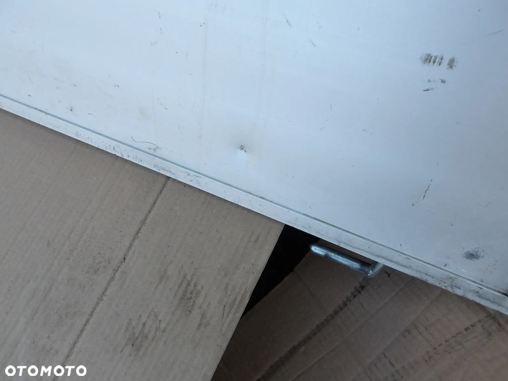 BURTA FORD TRANSIT MK8 - 21