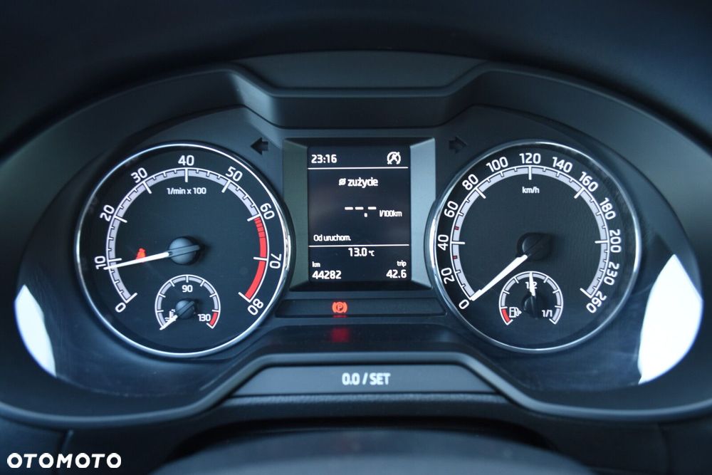 Skoda Octavia 1.4 TSI Ambition - 13