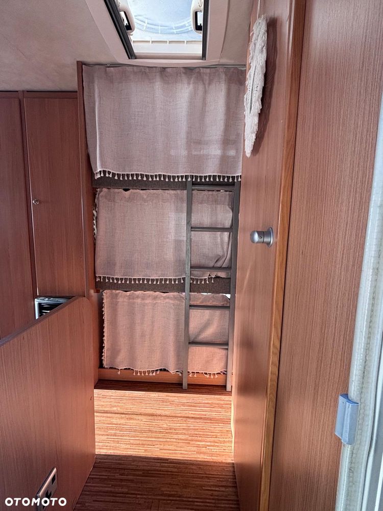 Adria Altea 542 dt - 19