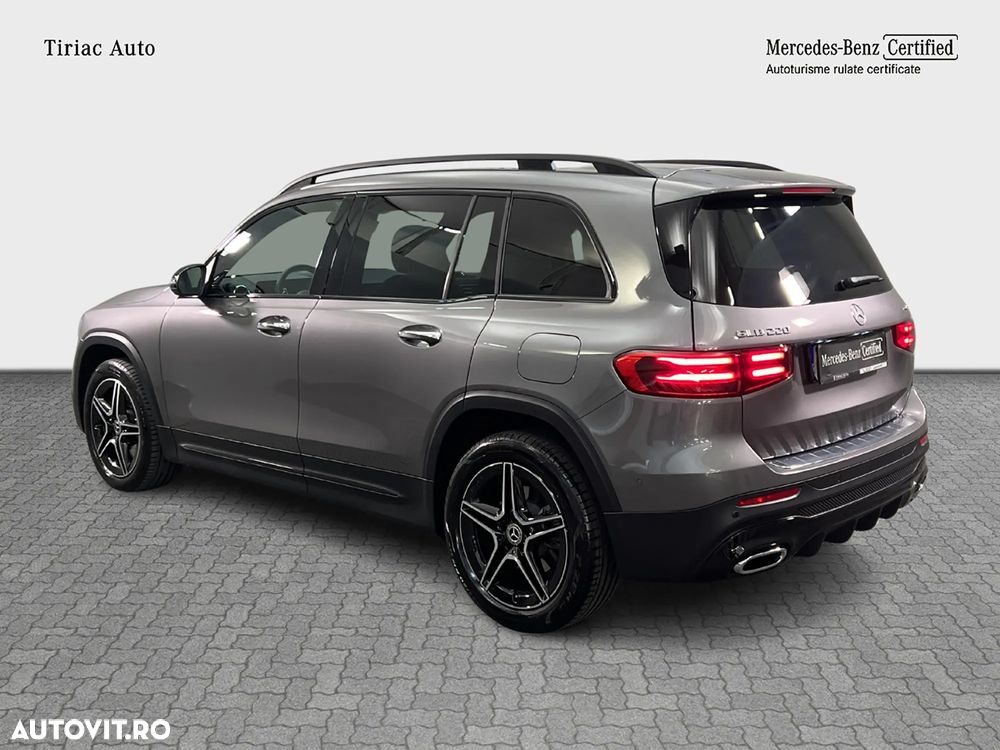 Mercedes-Benz GLB - 4