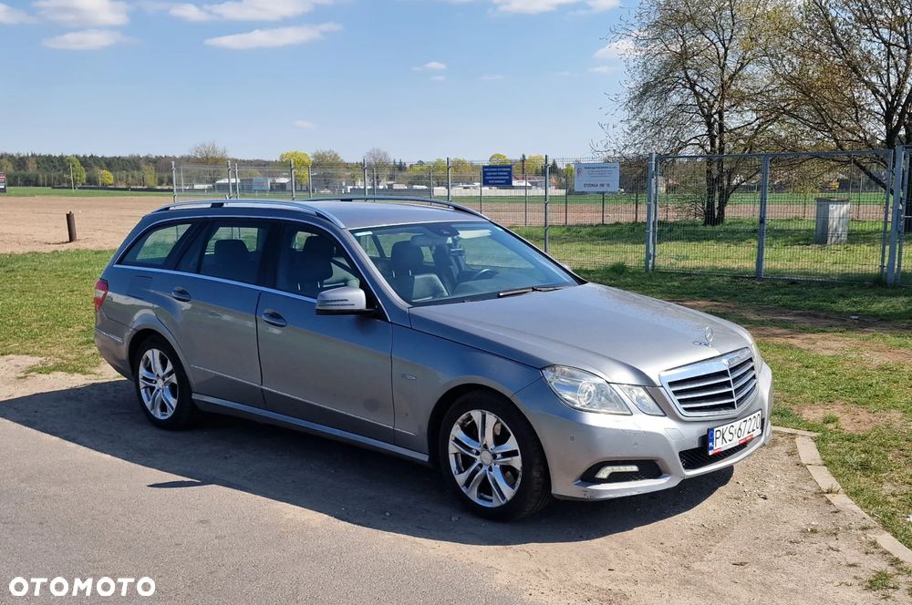 Mercedes-Benz Klasa E 350 CDI 4-Matic BlueEff Elegance - 3