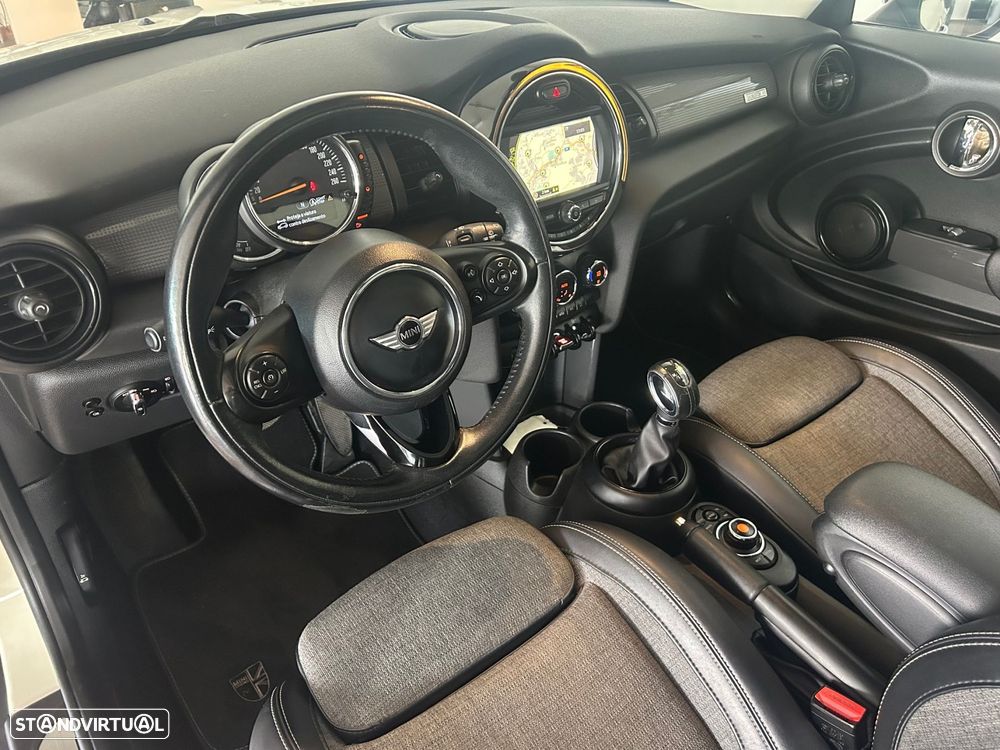 MINI 3 Portas Cooper D Aut. - 10