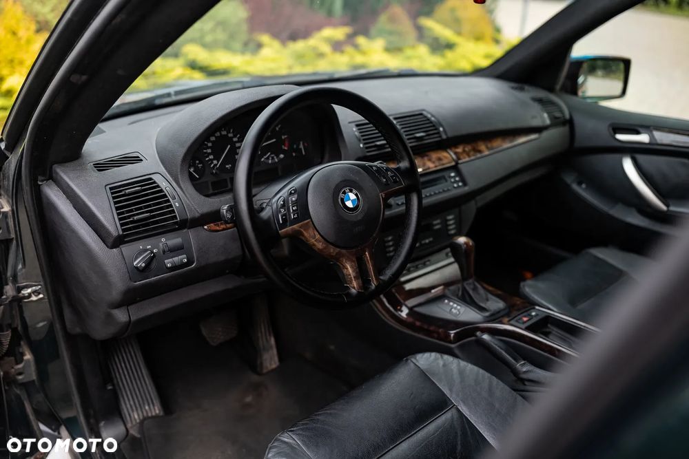 BMW X5 - 25