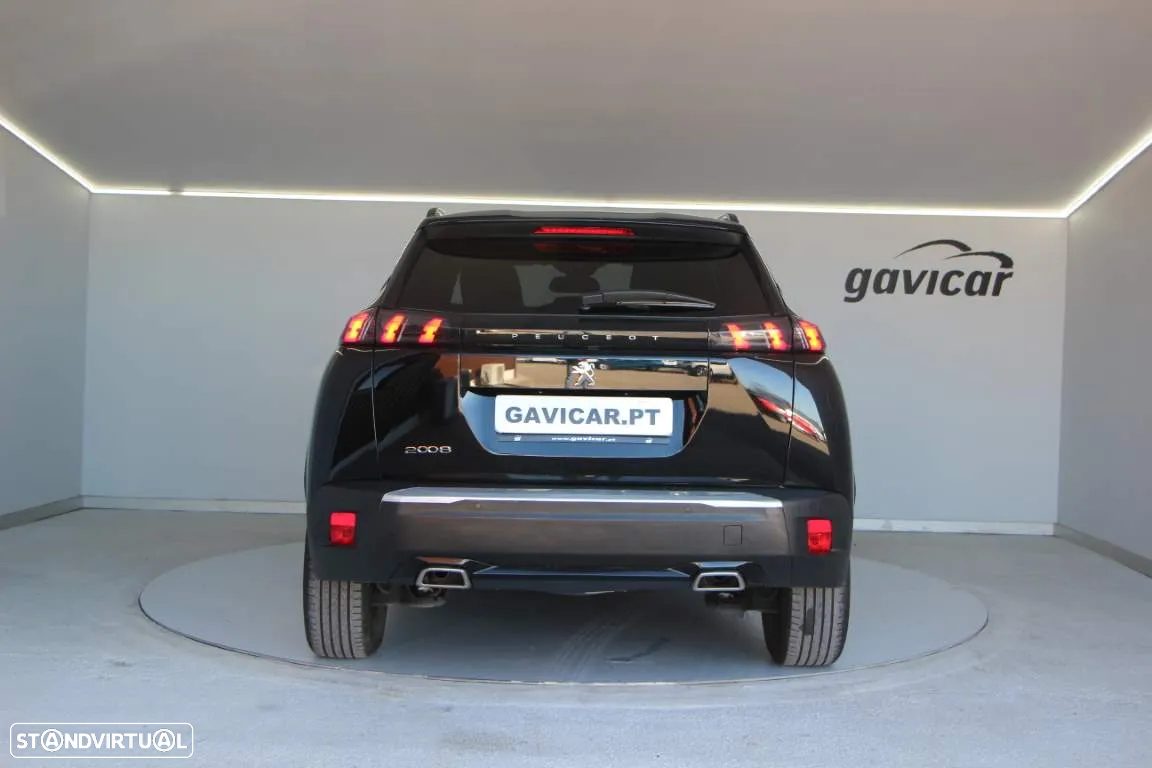 Peugeot 2008 1.2 PureTech Allure EAT8 - 15