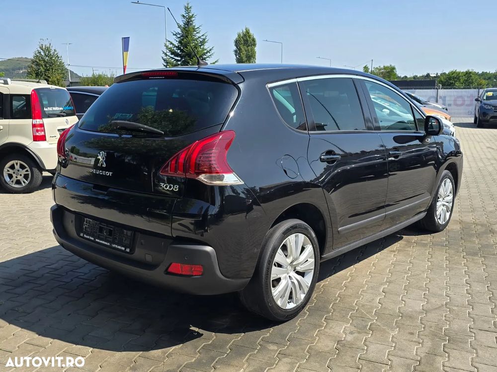 Peugeot 3008 1.6 BlueHDI FAP Allure - 2