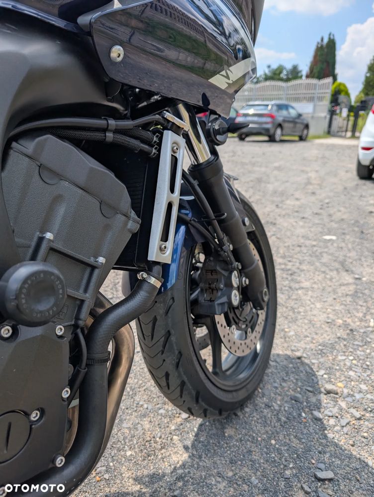 Yamaha FZ6 - 18