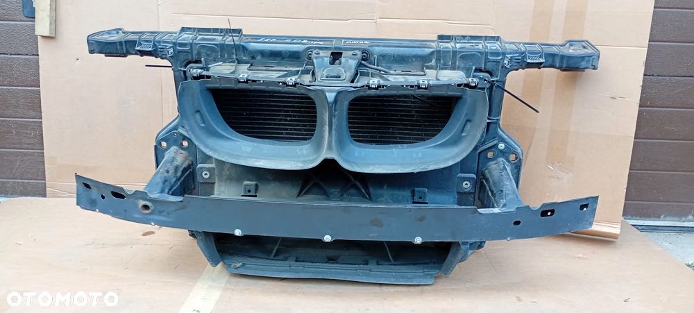Pas przedni chłodnice wentylator wzmocnienie BMW I E81 E87 Lift 2.0i 7563259 7561711 - 5