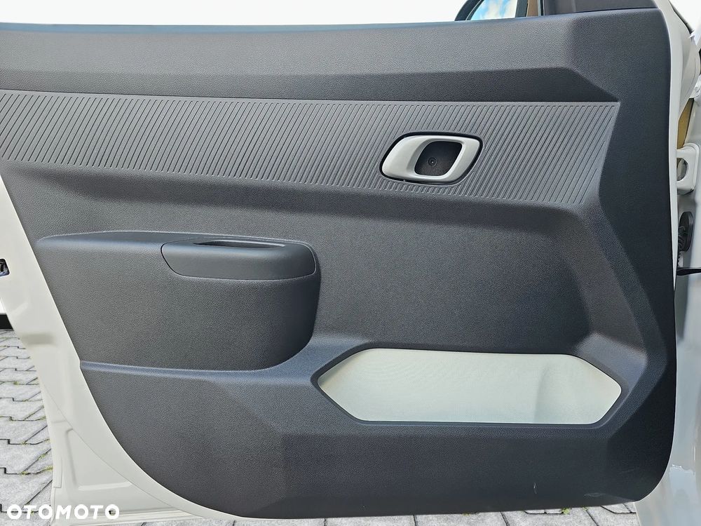 Dacia Spring Electric 24.3kWh 100 Extreme - 11