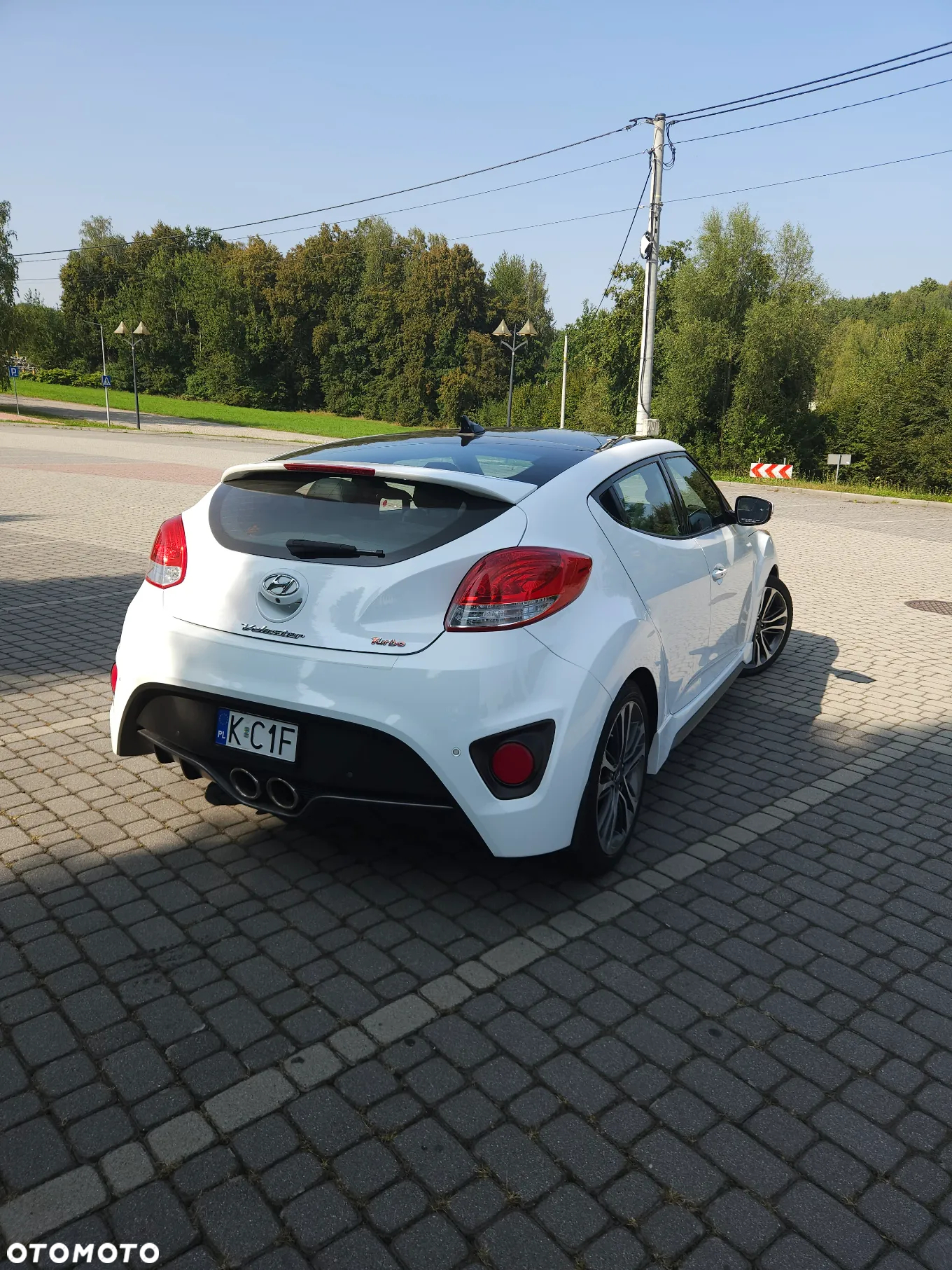 Hyundai Veloster 1.6 Turbo Premium - 16