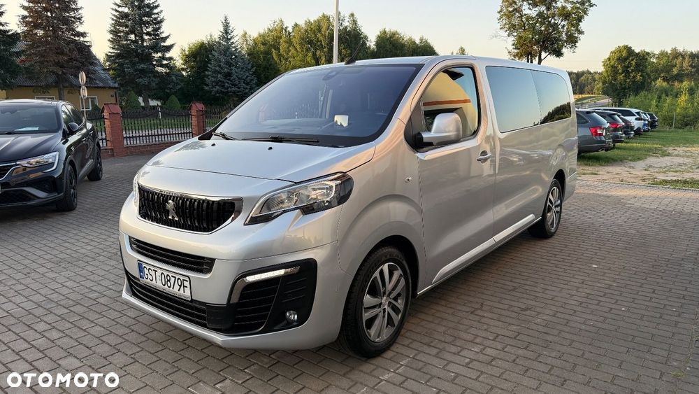 Peugeot Traveller - 8