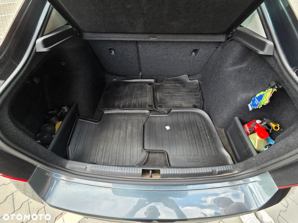 Skoda RAPID 1.0 TSI Style - 12