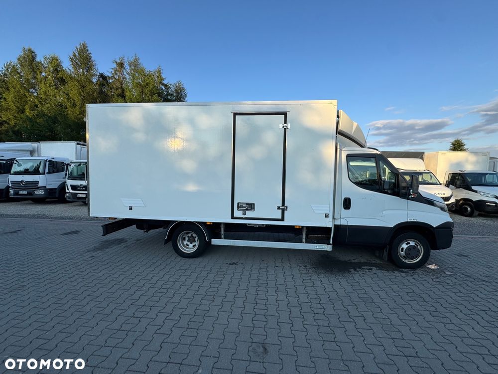 Iveco DAILY 35C15 50C15 50C17 35C14 35C15 35C17 35C18 70C17 72C15 70C18 Chłodnia Mroźnia carrier xarios 8 euro palet - 10