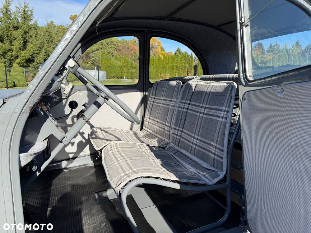 Citroën 2 CV - 23