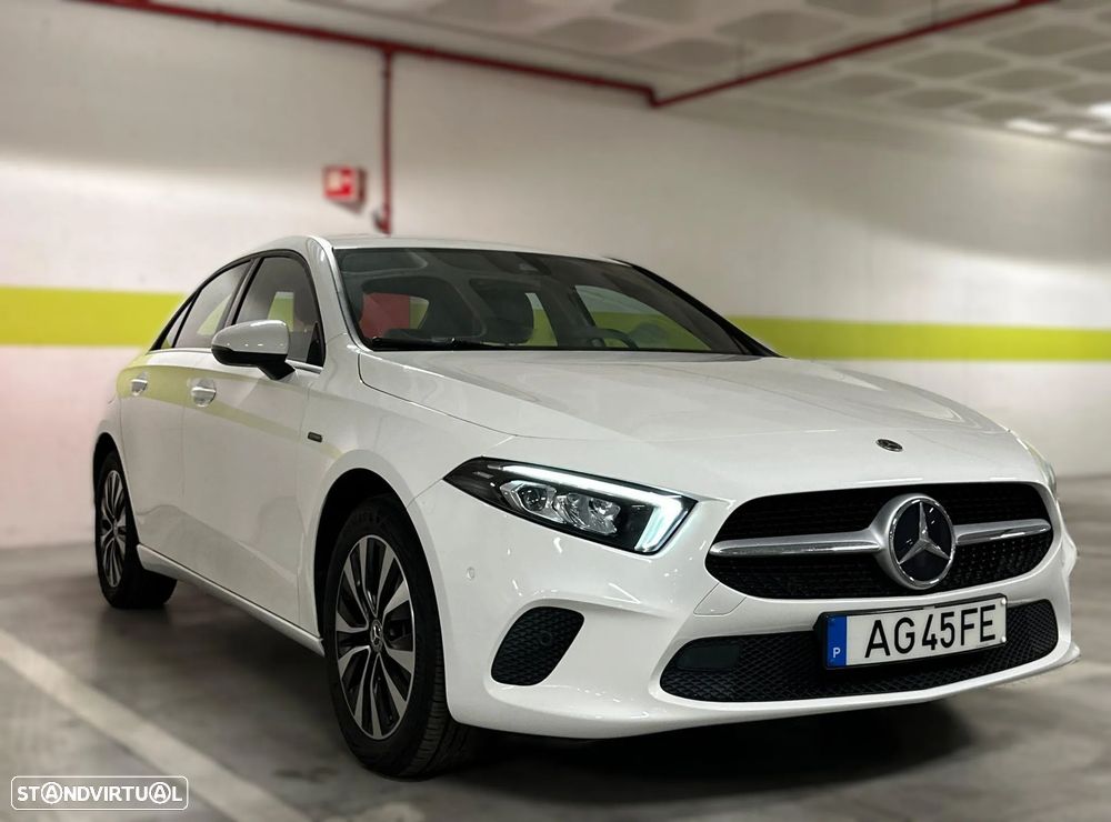 Mercedes-Benz A 250 Limousine e Style Plus - 3