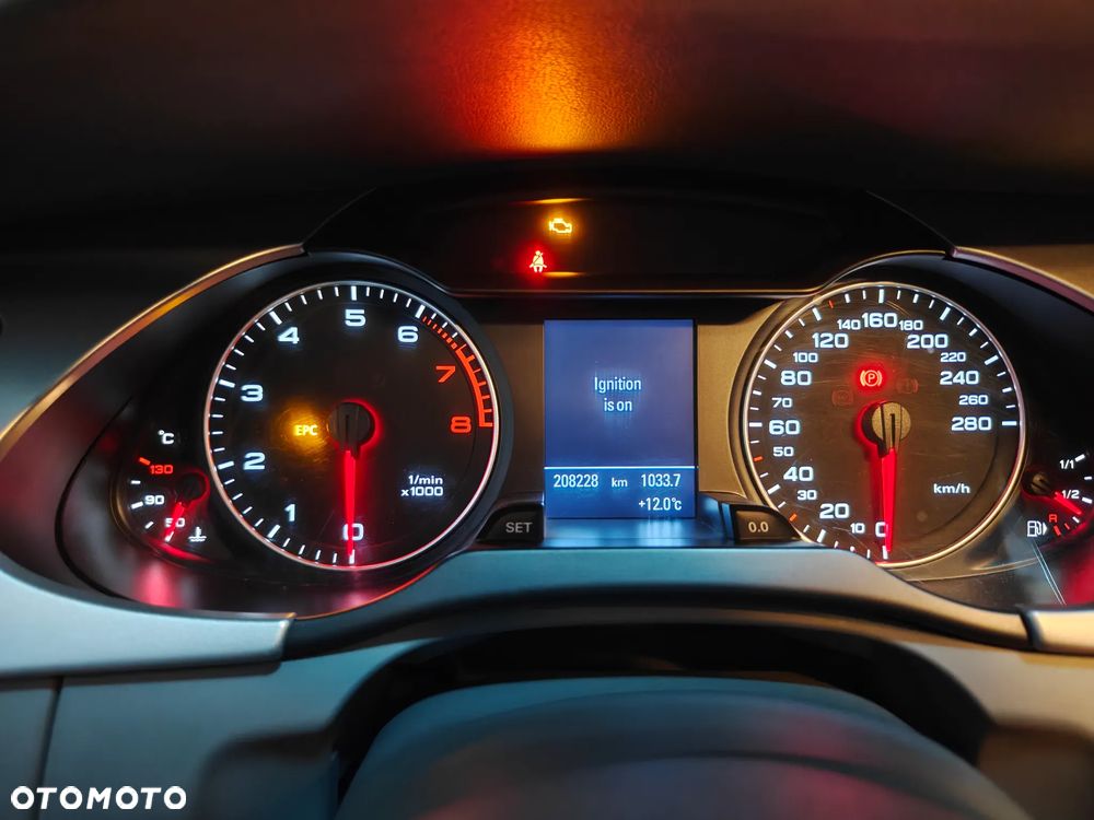 Audi A4 Limousine - 23