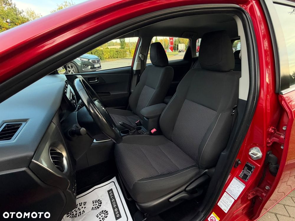 Toyota Auris 1.6 Valvematic Executive - 27
