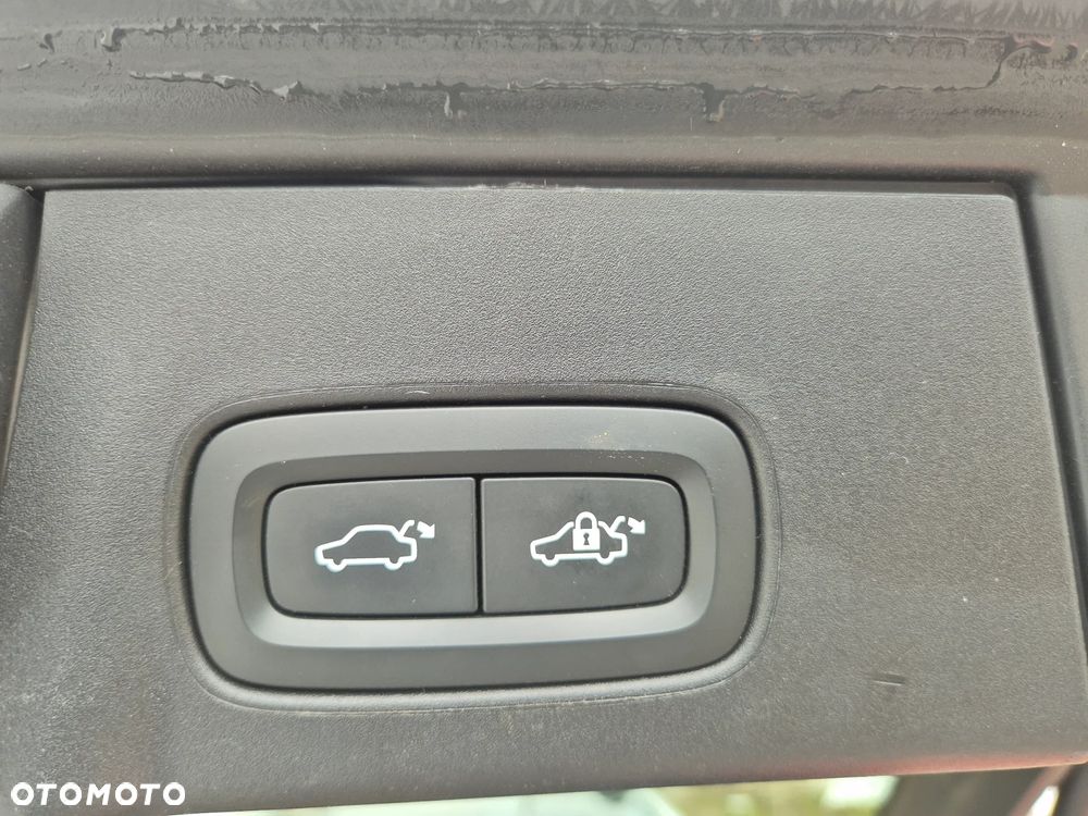 Volvo V90 D4 AWD Geartronic Inscription - 29