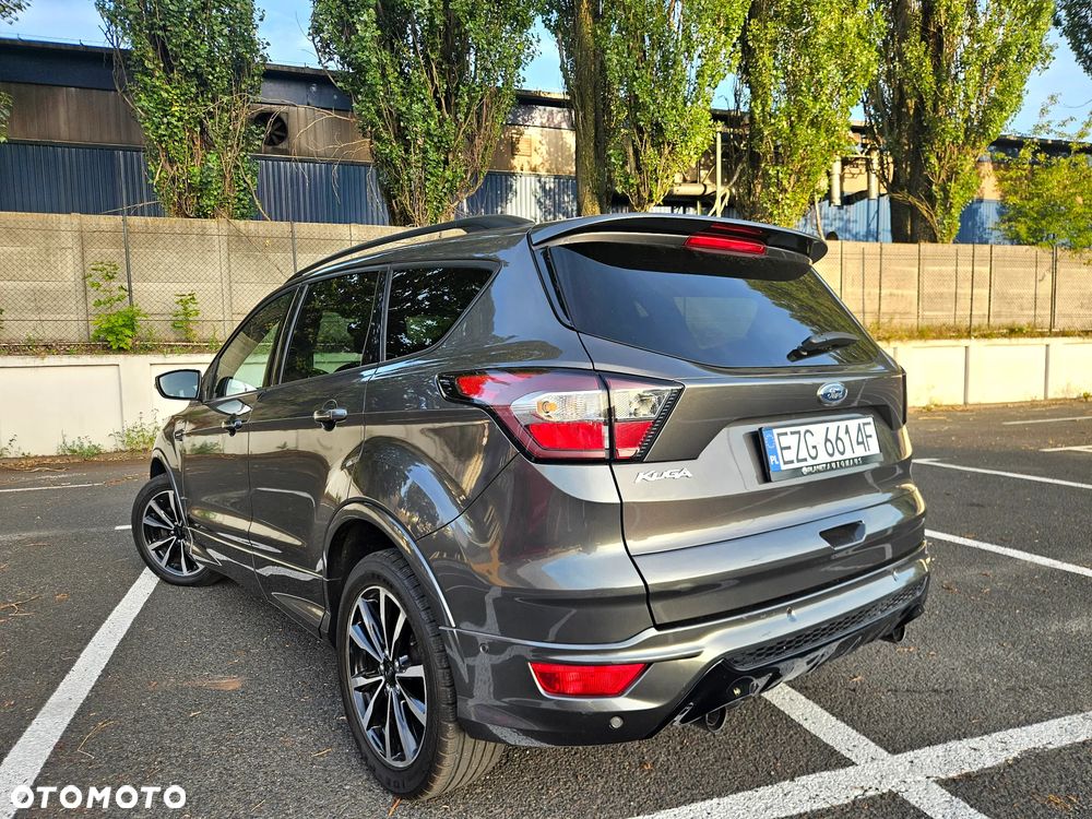 Ford Kuga 2.0 TDCi 2x4 ST-Line - 3