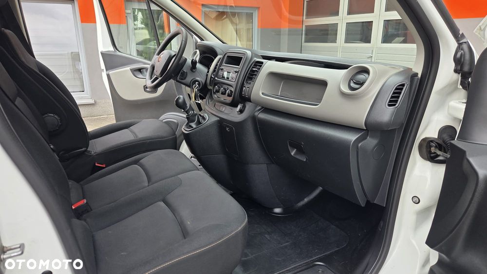 Renault Trafic - 11