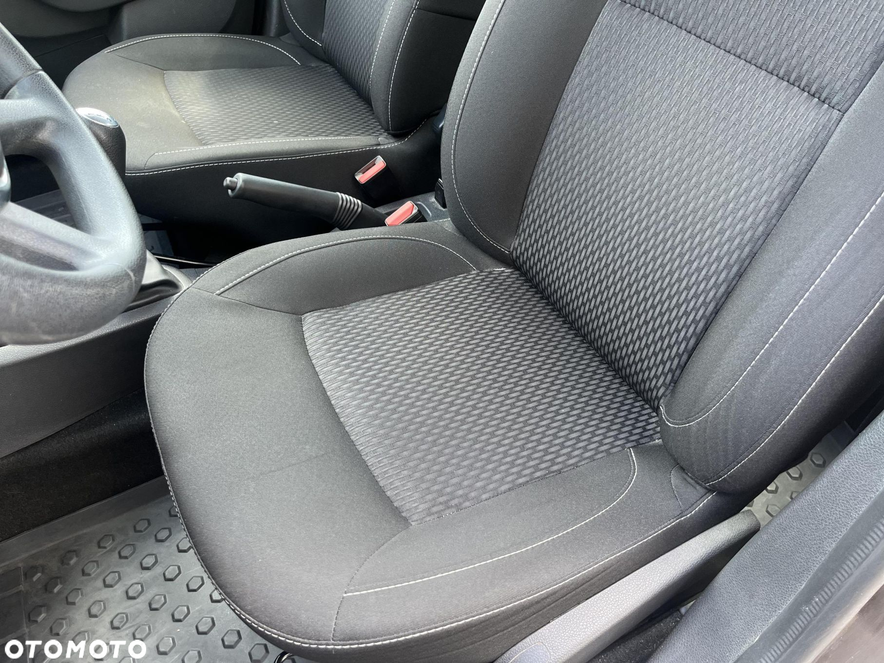 Dacia Logan 1.0 SCe Open - 12