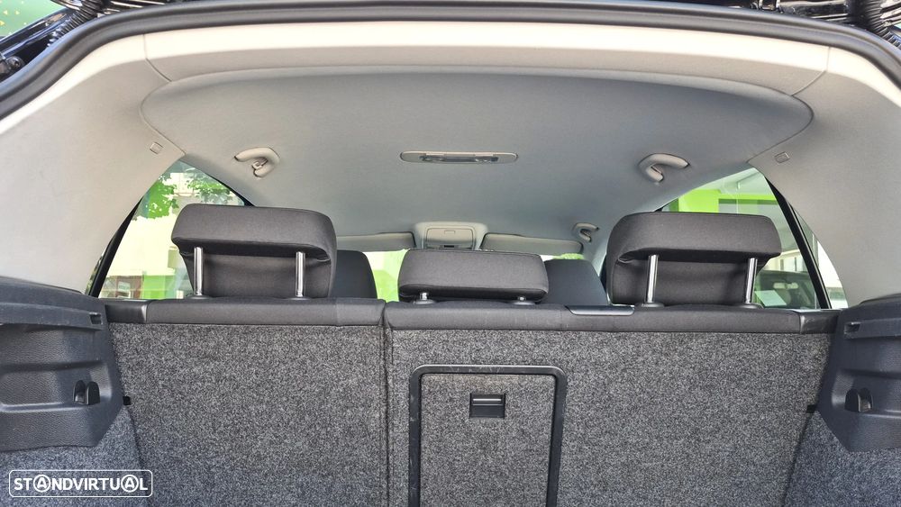 VW Golf 1.6 TDi BlueMotion Comfortline - 14
